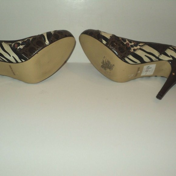 NEW Shi by Journeys Icora Heels Size 7.5 Patched Animal Print Stilettos Shoes - Picture 4 of 5